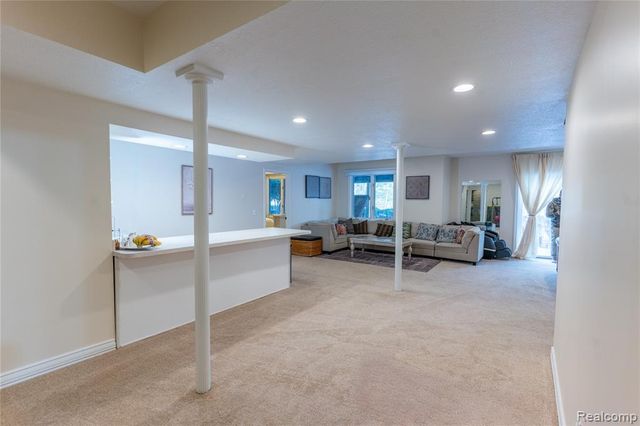 1753 Deer Path Trail, Oxford, MI 48371