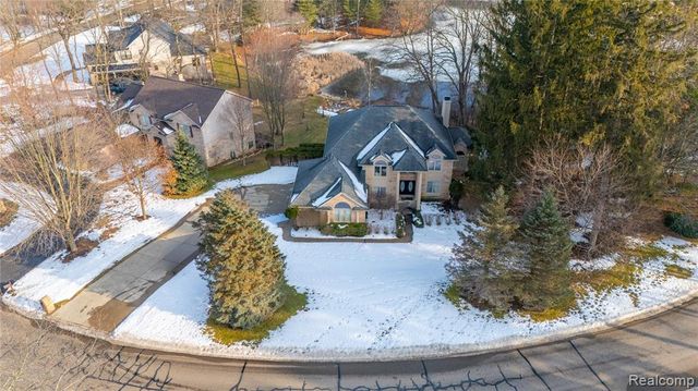 1753 Deer Path Trail, Oxford, MI 48371