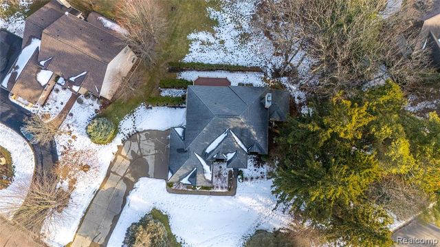 1753 Deer Path Trail, Oxford, MI 48371