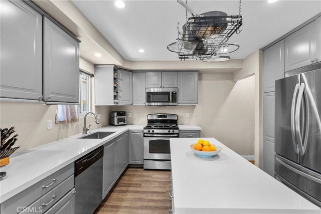 2063 Euclid Ave, Camarillo, CA 93010