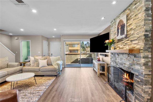 2063 Euclid Ave, Camarillo, CA 93010