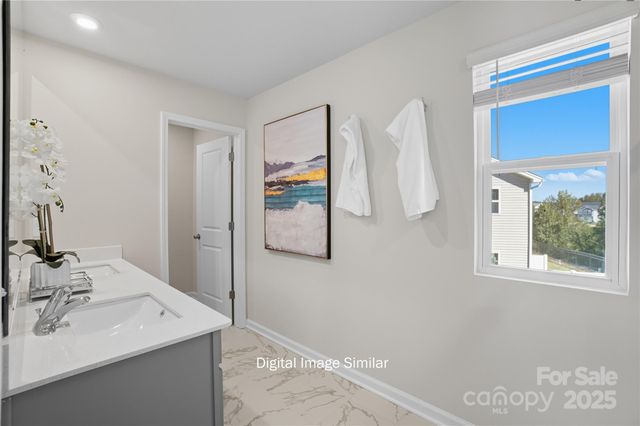 7024 Hodges Meadow Lane, Charlotte, NC 28213