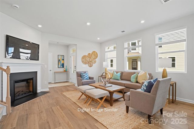 7024 Hodges Meadow Lane, Charlotte, NC 28213