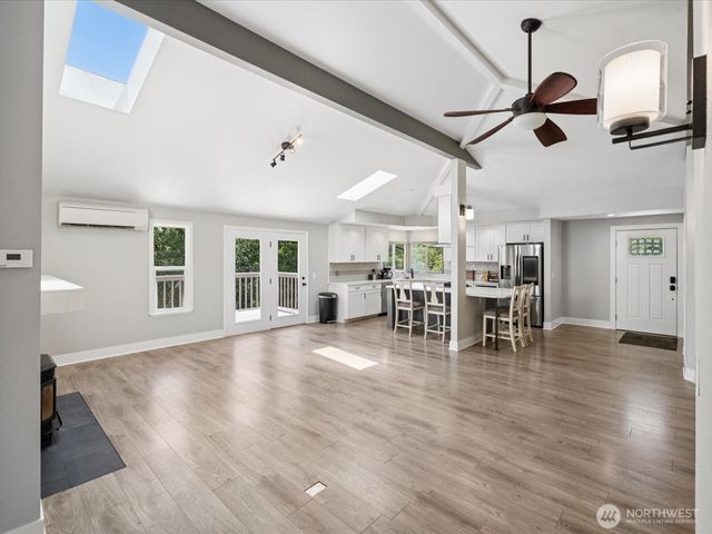 7315 294th Street NE, Arlington, WA 98223