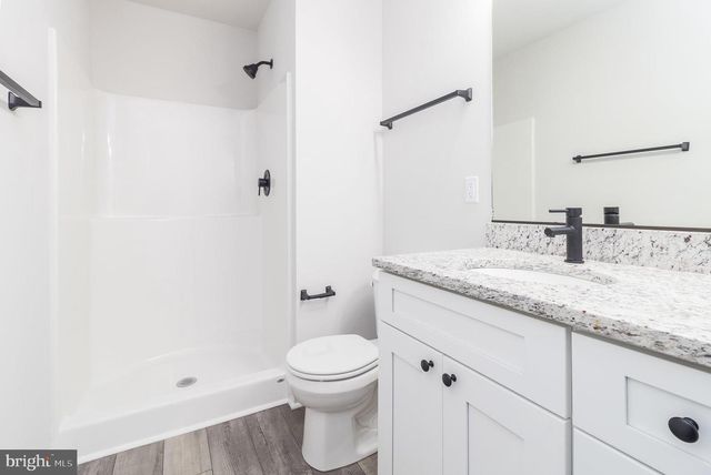 215 MANSFIELD ST, Fredericksburg, VA 22408
