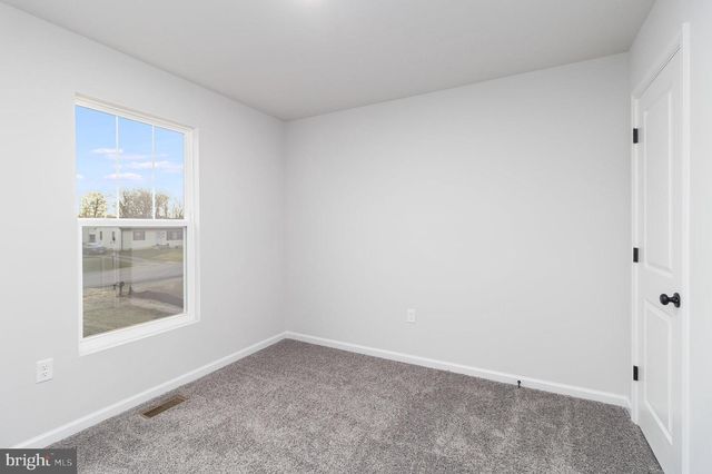 215 MANSFIELD ST, Fredericksburg, VA 22408
