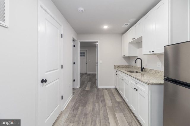 215 MANSFIELD ST, Fredericksburg, VA 22408