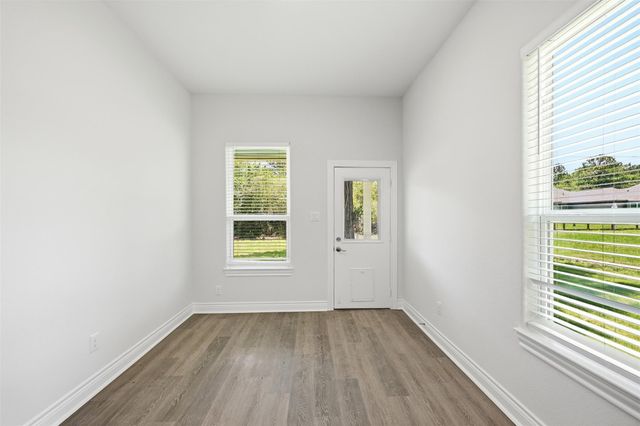 26652 White Pine Drive, Hempstead, TX 77445