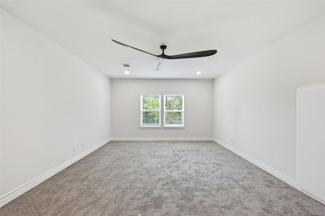 26652 White Pine Drive, Hempstead, TX 77445