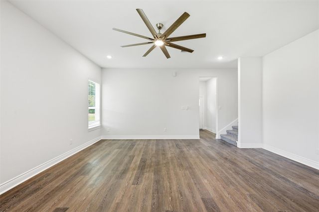 26652 White Pine Drive, Hempstead, TX 77445