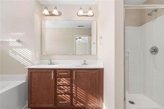 110 Summerseat Way, Bunnlevel, NC 28323