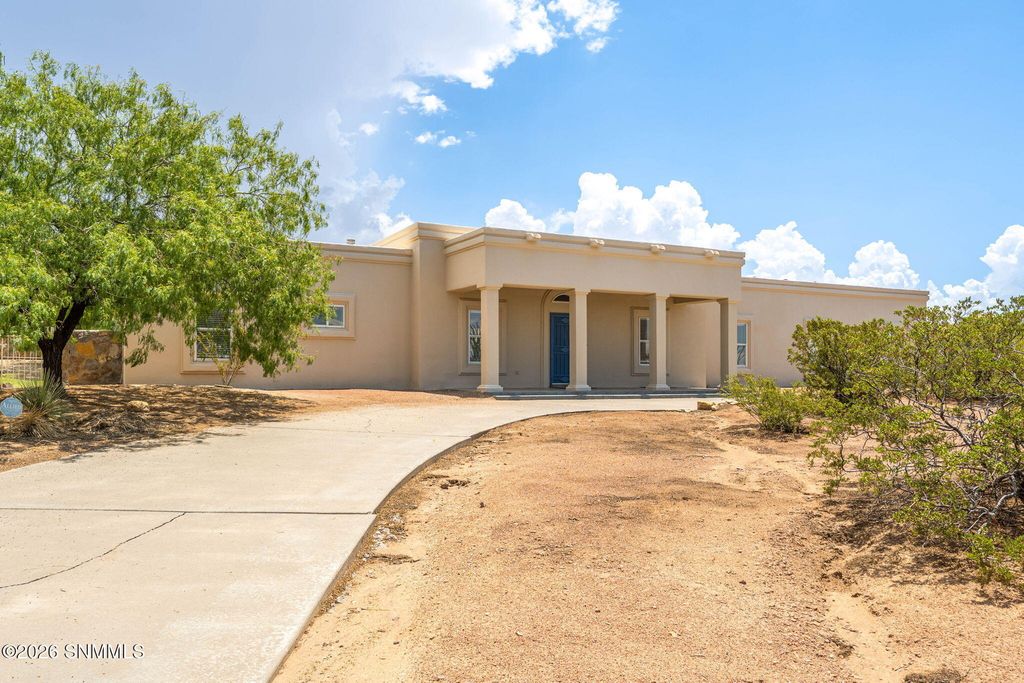 4360 Chase Place, Las Cruces, NM 88011