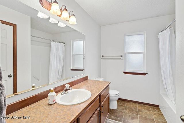 2994 W WILBUR AVE, Coeur D'alene, ID 83815