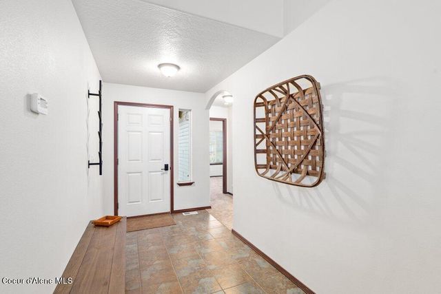 2994 W WILBUR AVE, Coeur D'alene, ID 83815