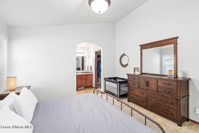 2994 W WILBUR AVE, Coeur D'alene, ID 83815