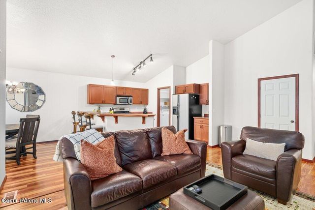 2994 W WILBUR AVE, Coeur D'alene, ID 83815