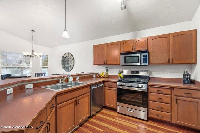 2994 W WILBUR AVE, Coeur D'alene, ID 83815