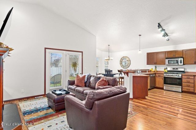 2994 W WILBUR AVE, Coeur D'alene, ID 83815