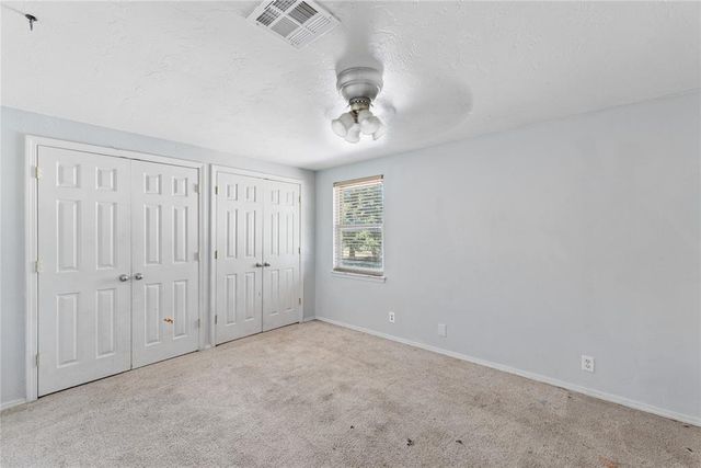 924 S Meadow Lane, Mustang, OK 73064