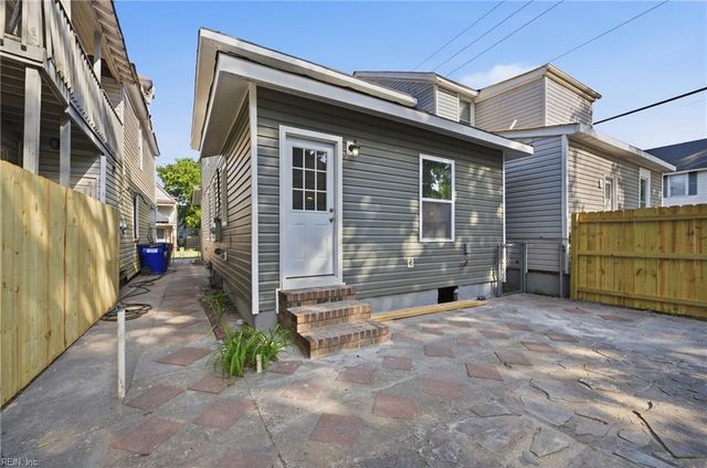 2428 Middle AVE, Norfolk, VA 23504