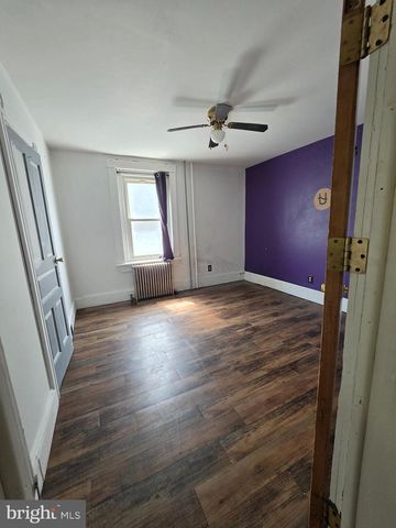 130 E BACON ST, Pottsville, PA 17901