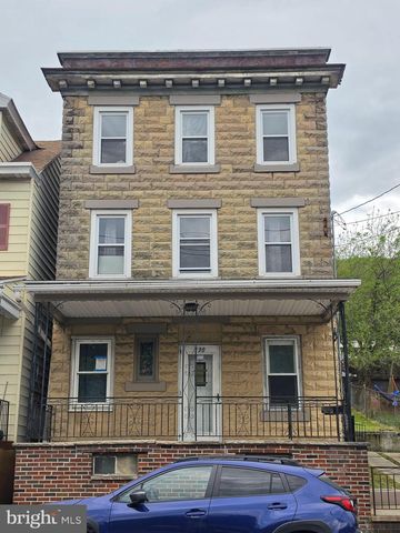 130 E BACON ST, Pottsville, PA 17901
