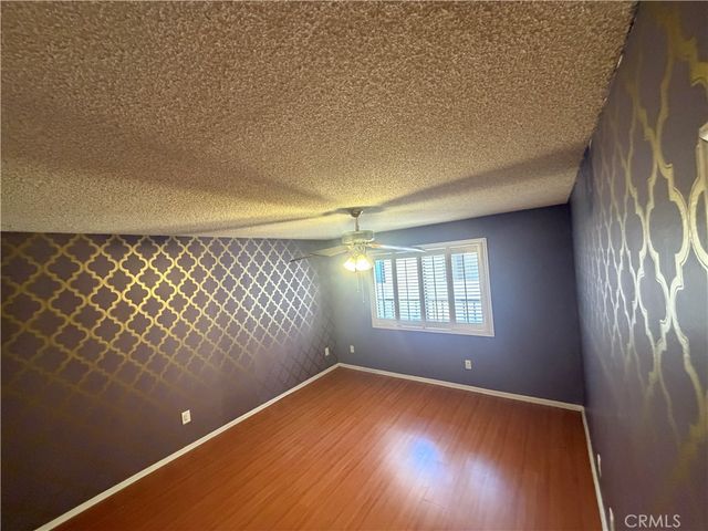 605 303 Redondo Avenue, Long Beach, CA 90814
