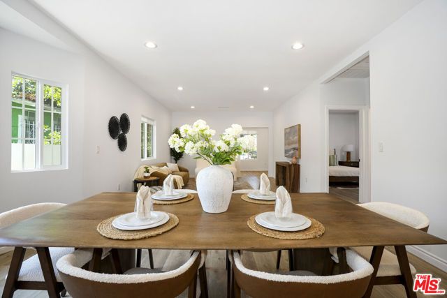3666 2nd Avenue, Los Angeles, CA 90018