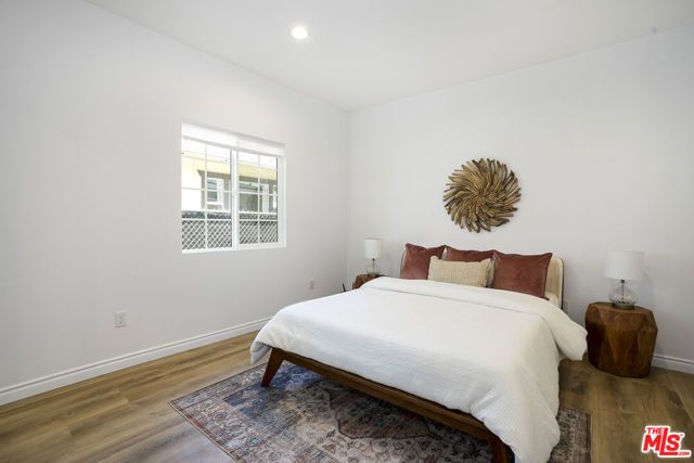 3666 2nd Avenue, Los Angeles, CA 90018