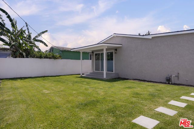3666 2nd Avenue, Los Angeles, CA 90018