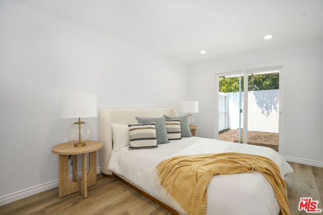 3666 2nd Avenue, Los Angeles, CA 90018