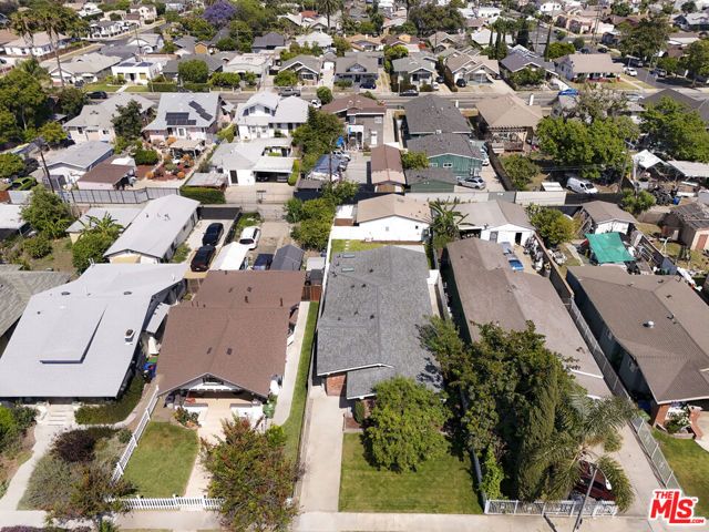 3666 2nd Avenue, Los Angeles, CA 90018