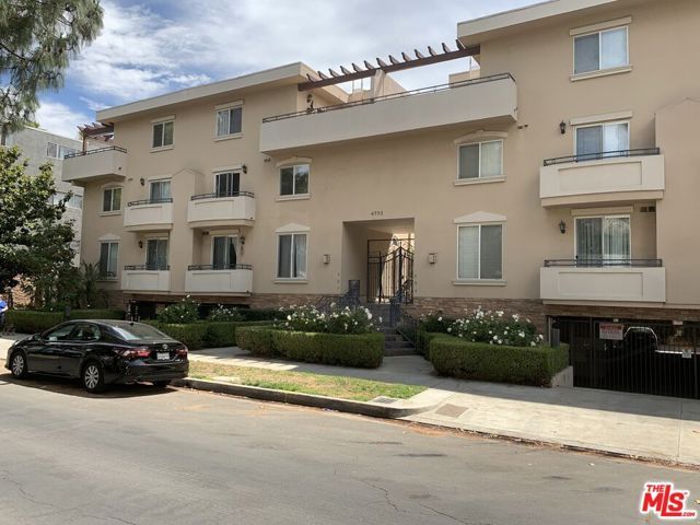4732 Radford Avenue 12, Valley Village, CA 91607