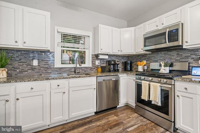3413 BATEMAN AVE, Baltimore, MD 21216