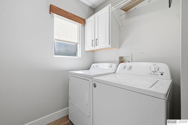 15085 Meredith Avenue, Omaha, NE 68116