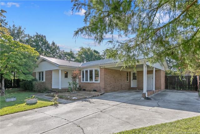 7509 Bridgeman Drive, Fayetteville, NC 28303