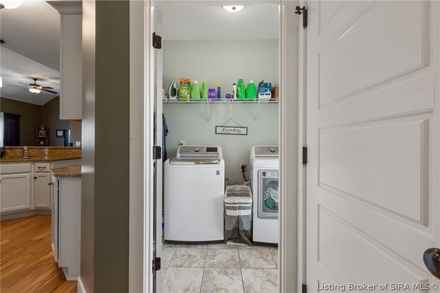 3102 Ambercrest Loop, Jeffersonville, IN 47130