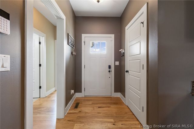 3102 Ambercrest Loop, Jeffersonville, IN 47130