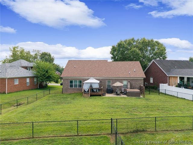 3102 Ambercrest Loop, Jeffersonville, IN 47130