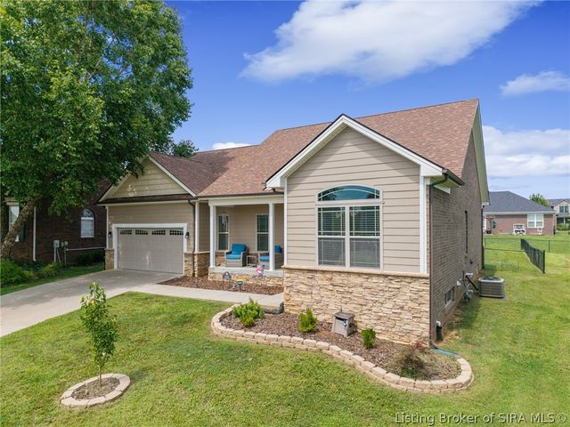3102 Ambercrest Loop, Jeffersonville, IN 47130