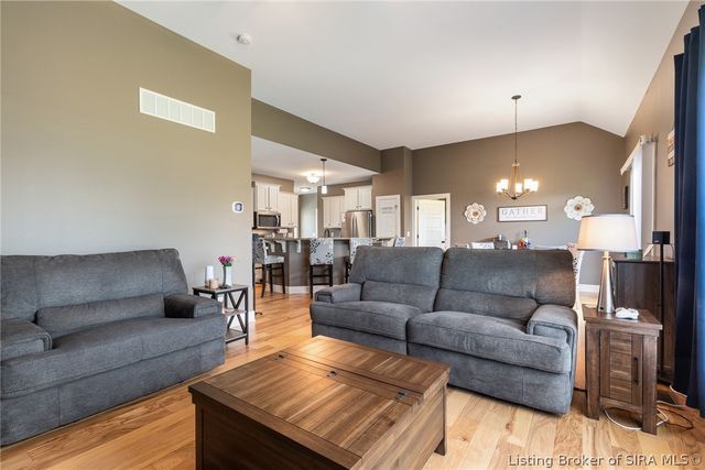 3102 Ambercrest Loop, Jeffersonville, IN 47130