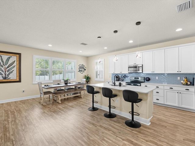 7117 PARK TREE DRIVE, Tampa, FL 33625