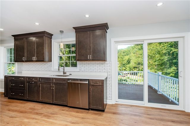 345 Nausauket Road, Warwick, RI 02886