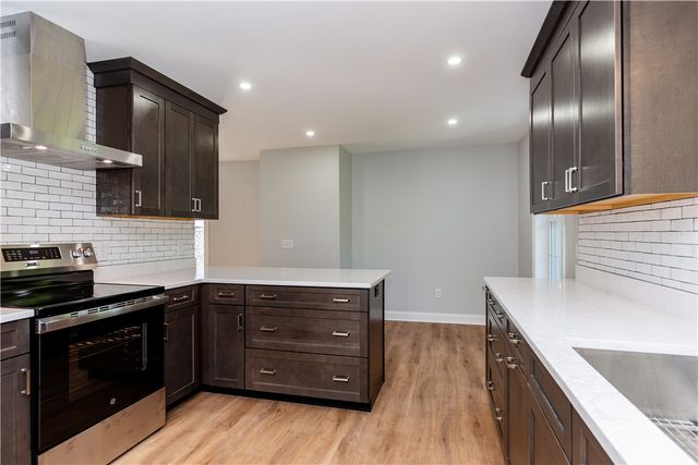 345 Nausauket Road, Warwick, RI 02886