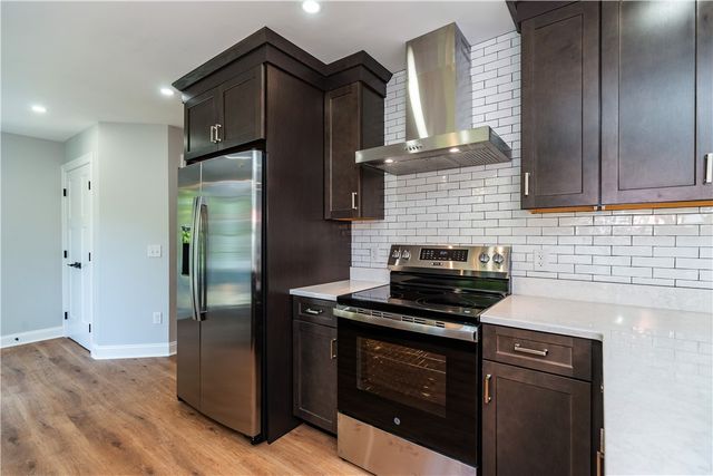 345 Nausauket Road, Warwick, RI 02886