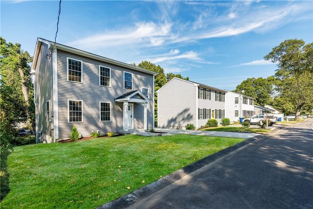 345 Nausauket Road, Warwick, RI 02886