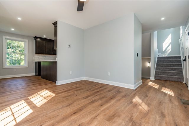 345 Nausauket Road, Warwick, RI 02886