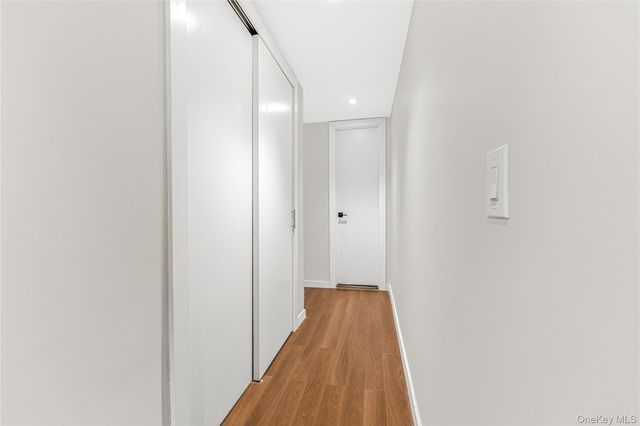 77 Bronx River Road 5H, Yonkers, NY 10704