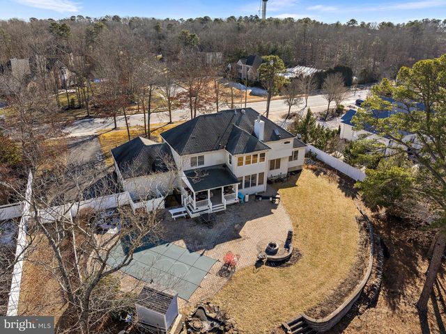 1090 RIDGE AVE, Manahawkin, NJ 08050