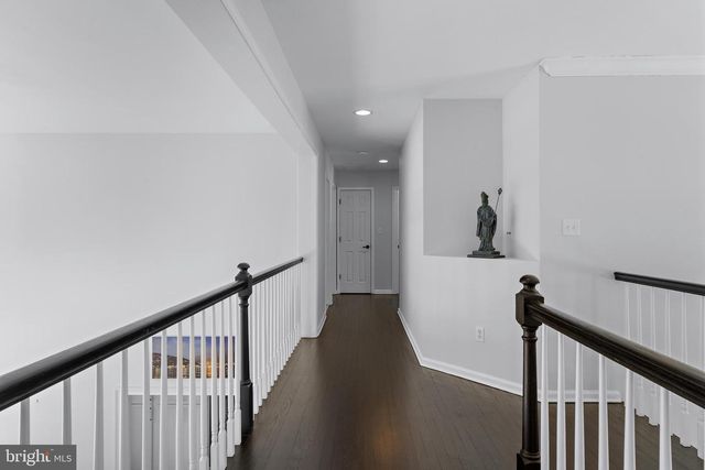 1090 RIDGE AVE, Manahawkin, NJ 08050